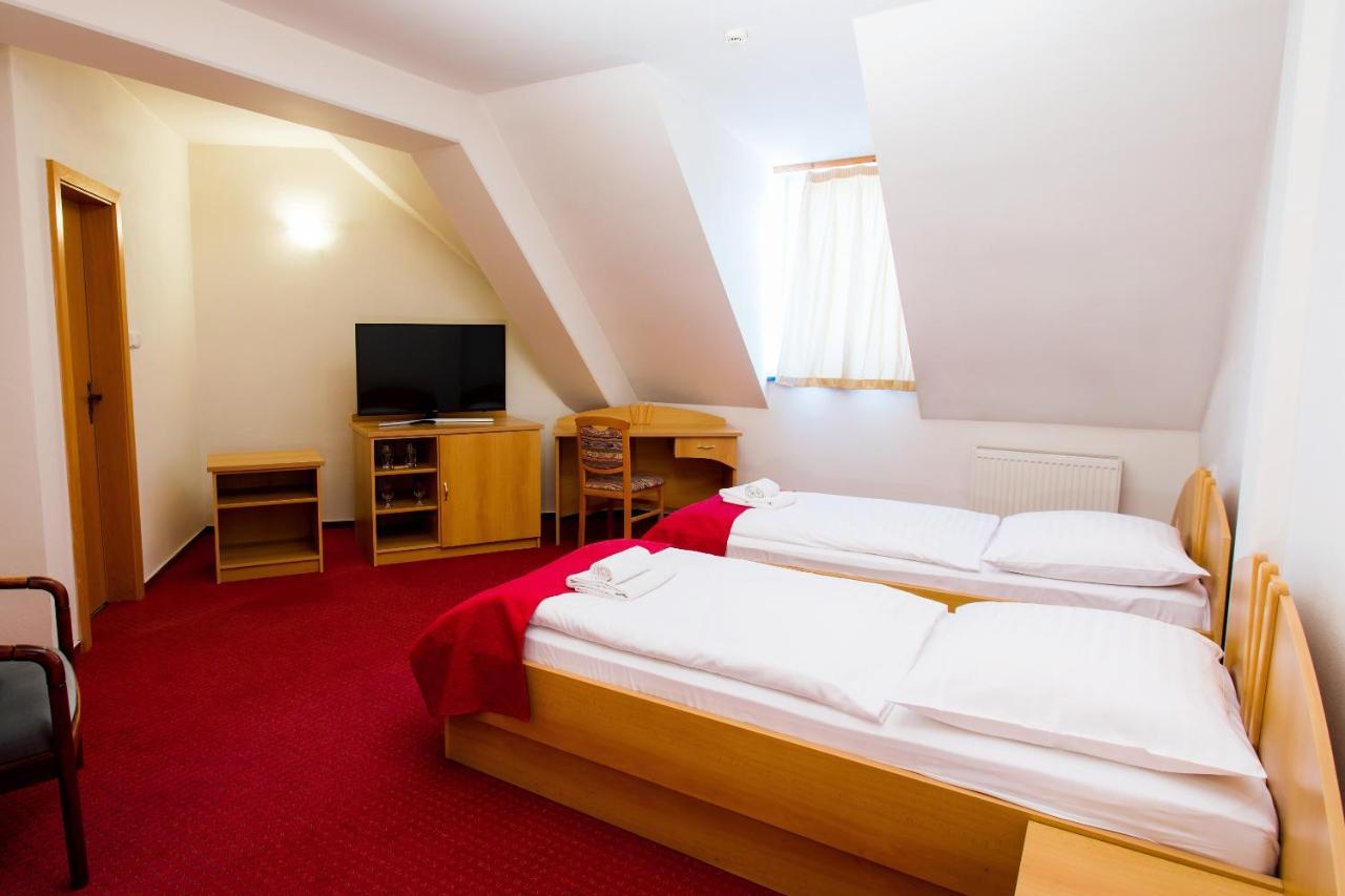 Hotel Pod Zamkom Bojnice Dış mekan fotoğraf
