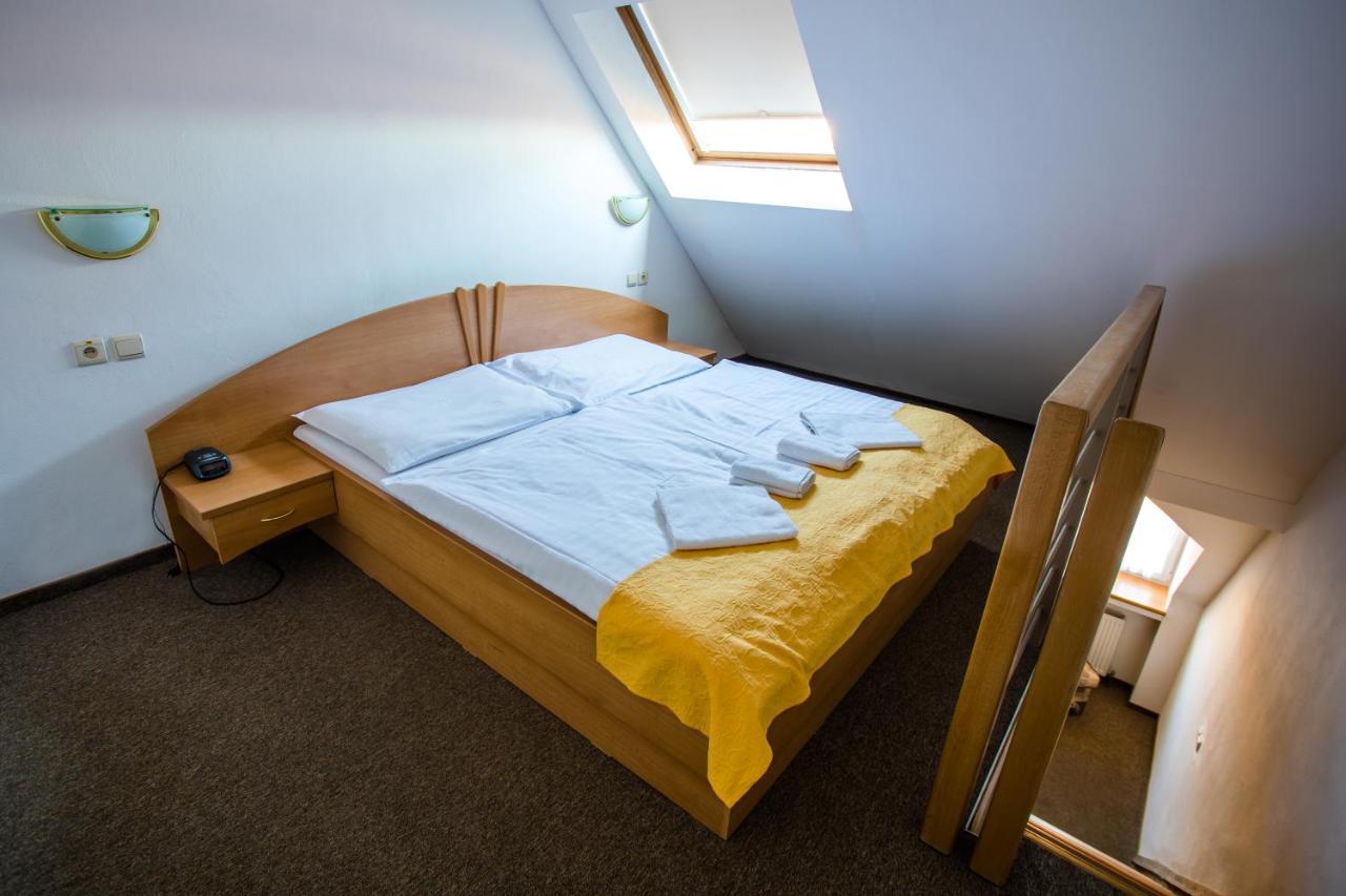Hotel Pod Zamkom Bojnice Dış mekan fotoğraf